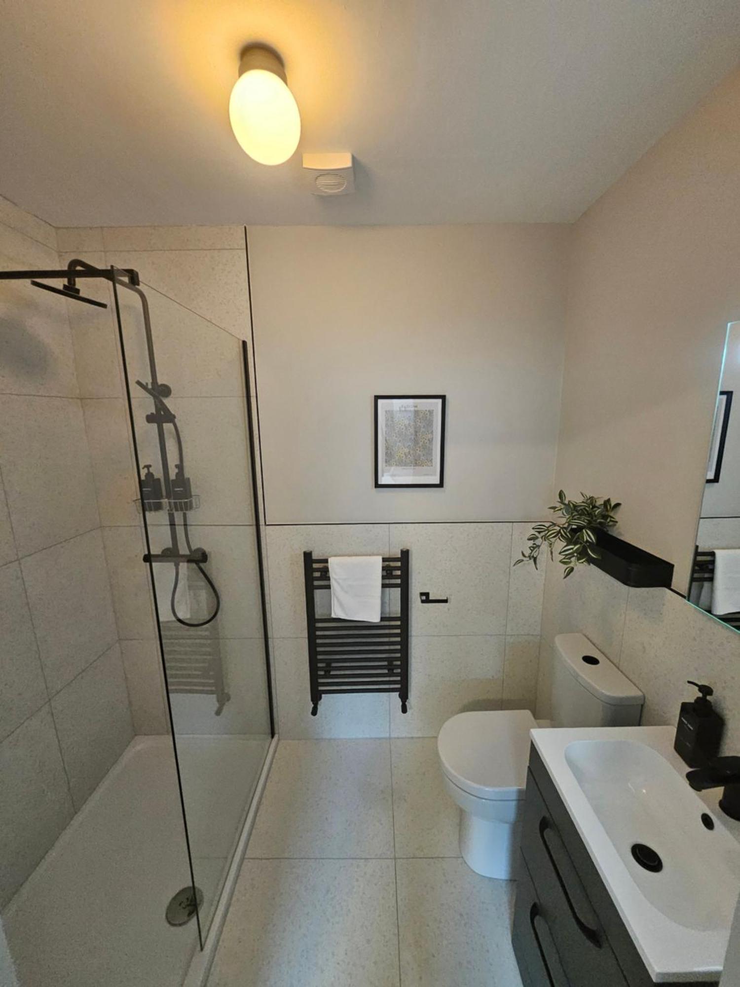 Tatlers Guest House Роскоммон Экстерьер фото