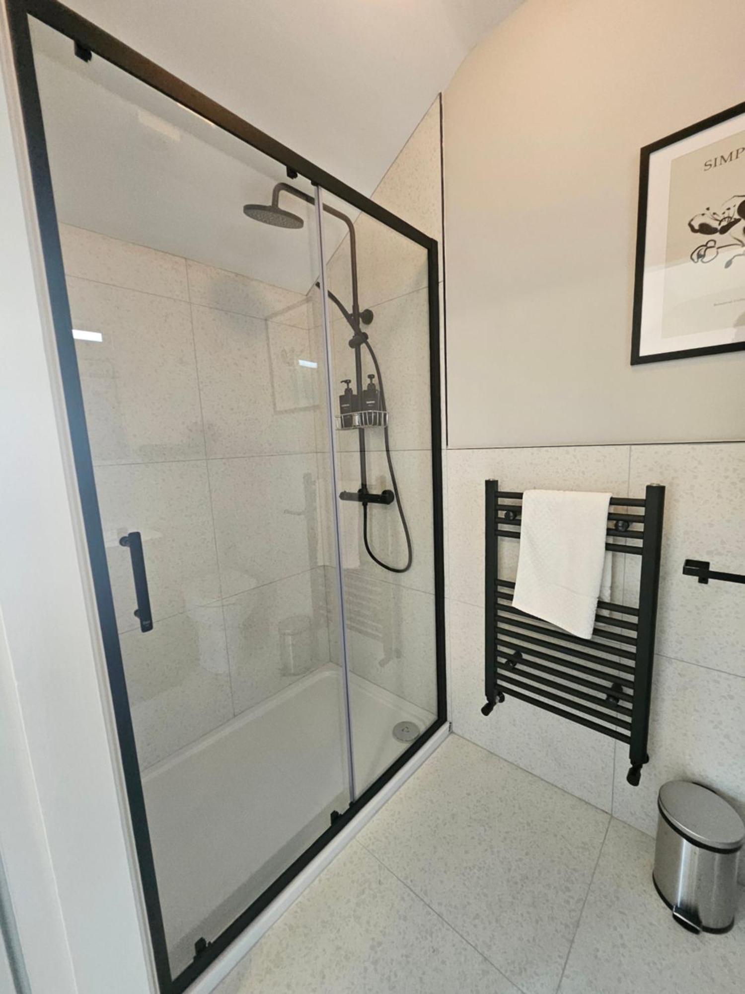 Tatlers Guest House Роскоммон Экстерьер фото