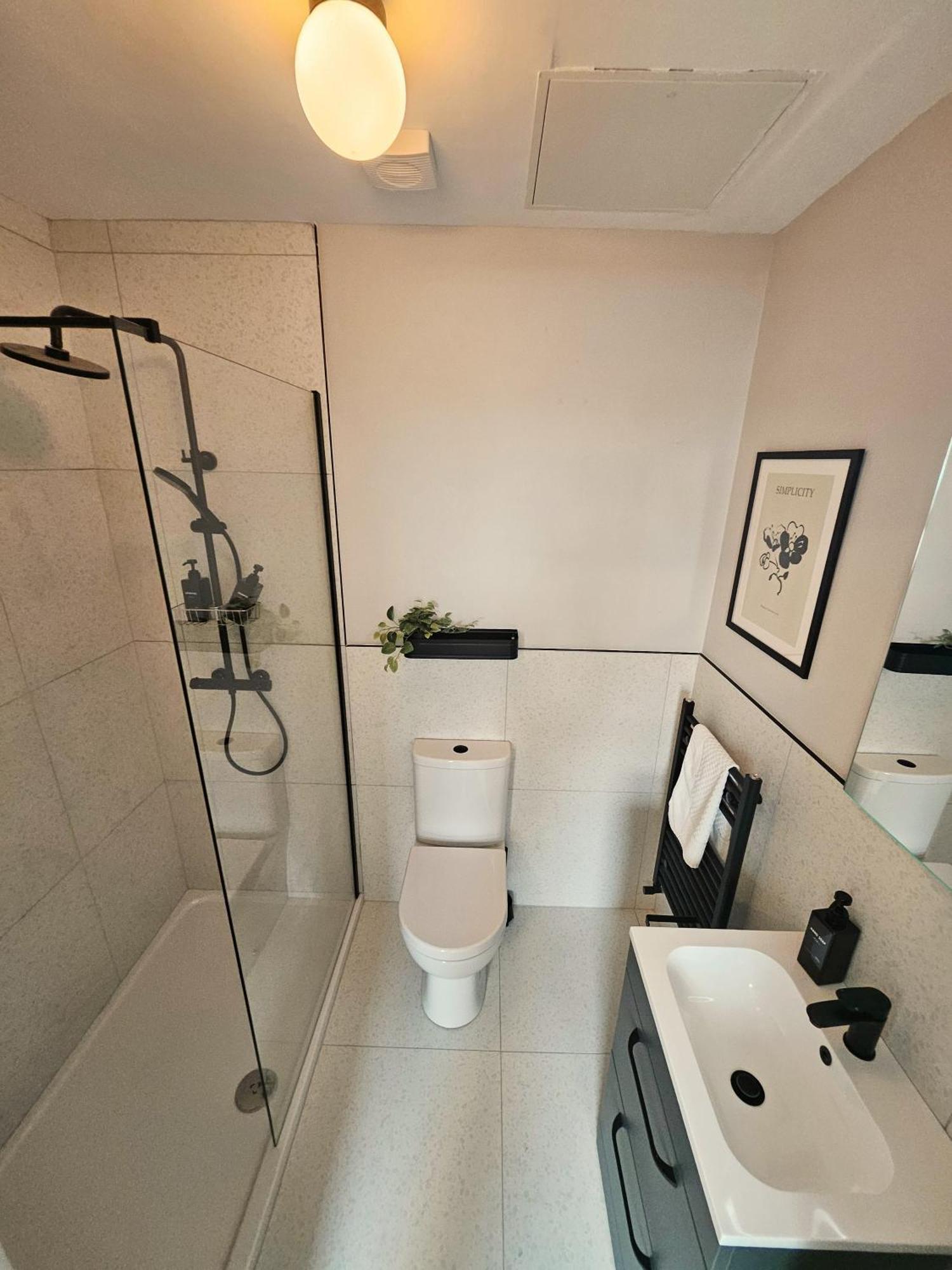 Tatlers Guest House Роскоммон Экстерьер фото